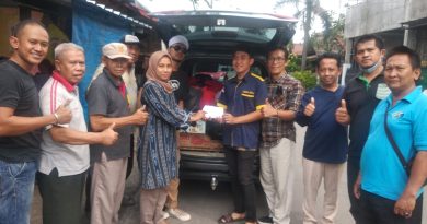 Ketua DPC Partai Nasdem Cimanggis Serahkan Bantuan  Logistik Korban Gempa Cianjur 