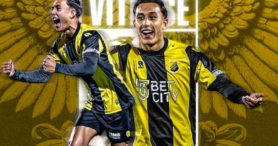 Pemain keturunan Indonesia yang memperkuat klub Belanda Vitesse Arnhem, Miliano Jonathans.