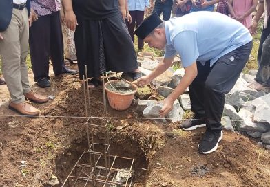 Hadiri Peletakan Batu Pertama Mushola, Chandra Rahmansyah Tegaskan Pentingnya Nilai Ibadah