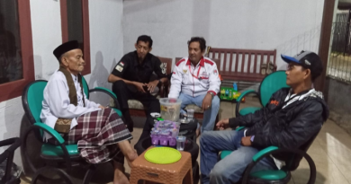 Ketua JPKP Nasional dan Jajaran DPC Depok Kunjungi Haji Zarkasih, Tokoh Masyarakat Sukamaju