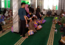 DKM Masjid Al-Ikhlas Mekarsari Salurkan Bantuan “Yatim Dan Dhuafa”