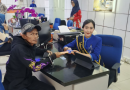 BRI KC Pasar Minggu Maksimalkan Pelayanan di Hari Pelanggan Nasional 2025   JAKARTA – Hari Pelanggan Nasional (HPN) resmi diperingati setiap 4 September. HPN diresmikan pada 2003 dan menjadi agenda rutin yang dilaksanakan di beberapa perusahaan yang bergerak di bidang jasa. Bank BRI menjadi salah satunya yang juga memperingati HPN.   Salah satu cabangnya yaitu BRI Kantor Cabang (KC) Pasar Minggu juga memeriahkan HPN dengan memberikan bingkisan kepada para nasabah. Hal ini dilakukan sebagai bentuk apresiasi BRI KC Pasar Minggu kepada para nasabah setia.   “Di hari yang spesial yaitu HPN ini, kami melayani secara ekstra dengan berbagi bingkisan kepada para nasabah serta menyediakan camilan di kantor pelayanan kami,” ujar Pemimpin BRI KC Pasar Minggu, Wisnu Wirawan.   Wisnu menjelaskan, pihaknya memberikan bingkisan kepada nasabah yang bertujuan untuk meningkatkan kesadaran serta menjaga kepuasan nasabah. Selain itu juga guna meningkatkan pelayanan dan memperkuat hubungan antara BRI KC Pasar Minggu dengan Nasabah.  HPN 4 September 2025 kali ini mengusung tema  “ThinkCustomer”, yang menggambarkan semangat perusahaan BUMN untuk menempatkan nasabah ataupun pelanggan sebagai pusat dari setiap strategi bisnis.  “Oleh karena itu Bank BRI berharap dengan adanya HPN  ini dapat memberikan kontribusi positif dalam meningkatkan pelayanan dan menjaga kepuasan nasabah setiap harinya,” tuturnya.   Adapun pemberian bingkisan kepada nasabah yang bertujuan untuk meningkatkan kesadaran agar menjaga kepuasan nasabah serta meningkatkan pelayanan dan memperkuat hubungan antara pihak BRI KC Pasar Minggu dengan nasabah.  “Semoga hubungan baik ini bisa terus terjalin sehingga kepuasan nasabah terpenuhi dengan kinerja terbaik kami,” tutupnya.