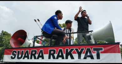 Ratusan Masa Aksi MAPRAS Tuntut Dugaan Pelanggaran Kode Etik Hakim