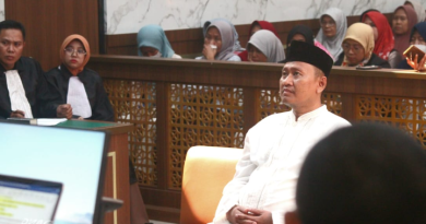 Jeruk Makan Jeruk Kasus Pencabulan Anak, Hakim Vonis Anggota DPR PDIP Depok 10 Tahun Penjara