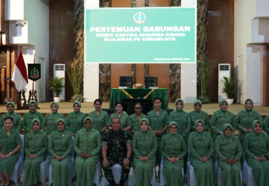 Bangun Generasi Tangguh di Era Digital, Persit Kartika Chandra Kirana Dorong Keluarga Jadi Benteng Moral Anak