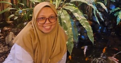 PENDIDIKAN ADALAH INVESTASI MENUJU INDONESIA EMAS