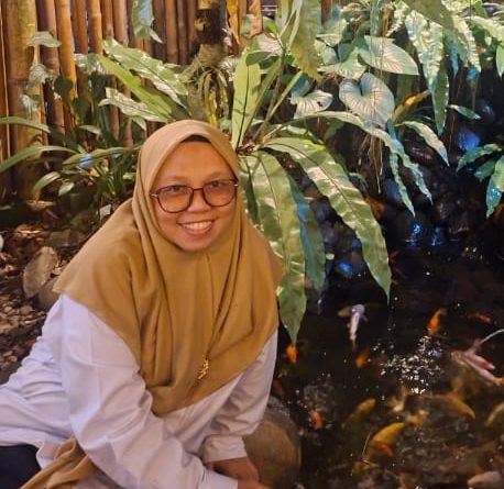 PENDIDIKAN ADALAH INVESTASI MENUJU INDONESIA EMAS