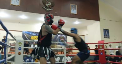 Ucok Suara Kota Bikin Koben Pasar Agung Tekut Lutut di Melanesia Boxing