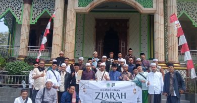 Para Kiyai dan Alim Ulama Gelar Ziarah Tahunan Ke makam Syech Jamaludin Merak Banten